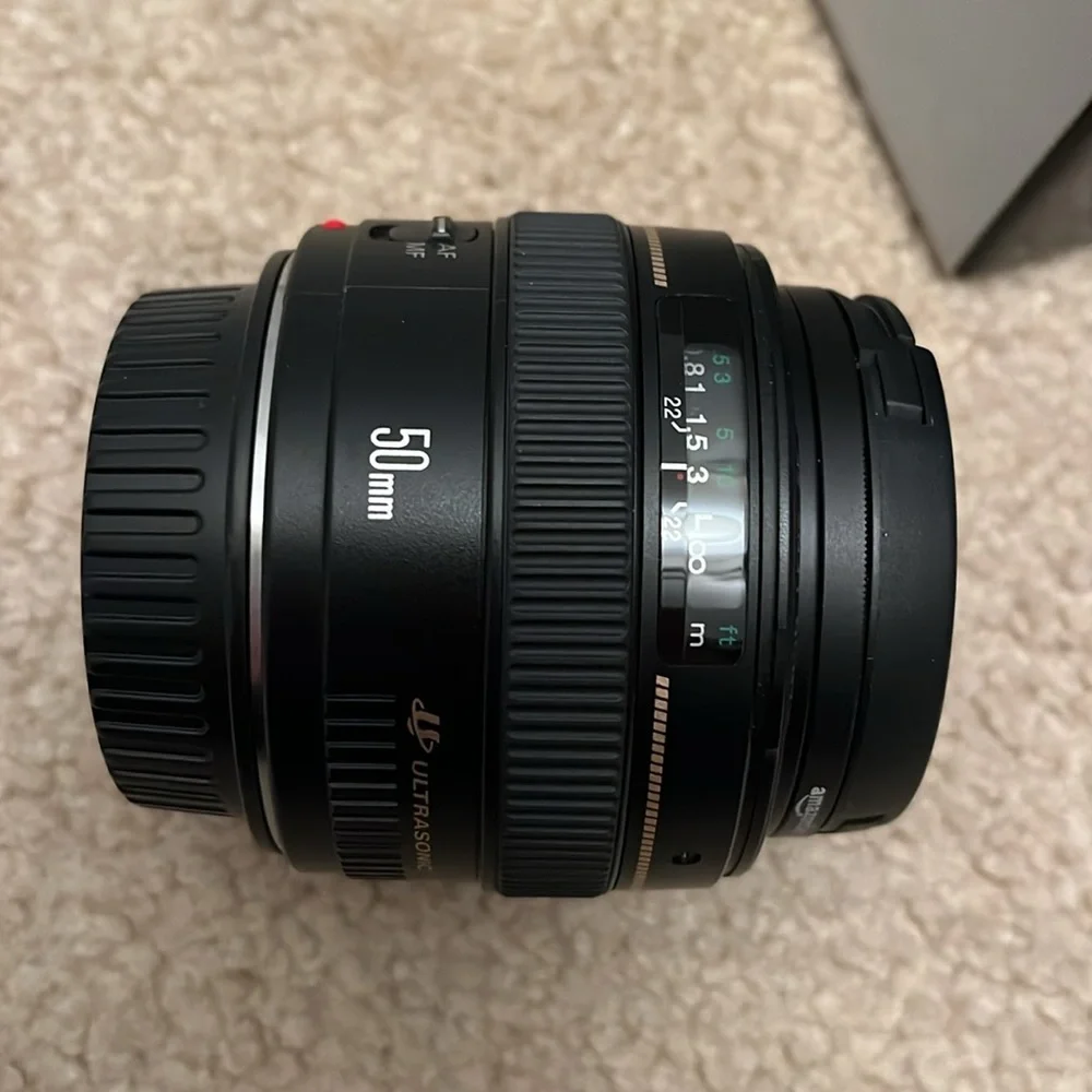 Canon lense 50 mm 1.4